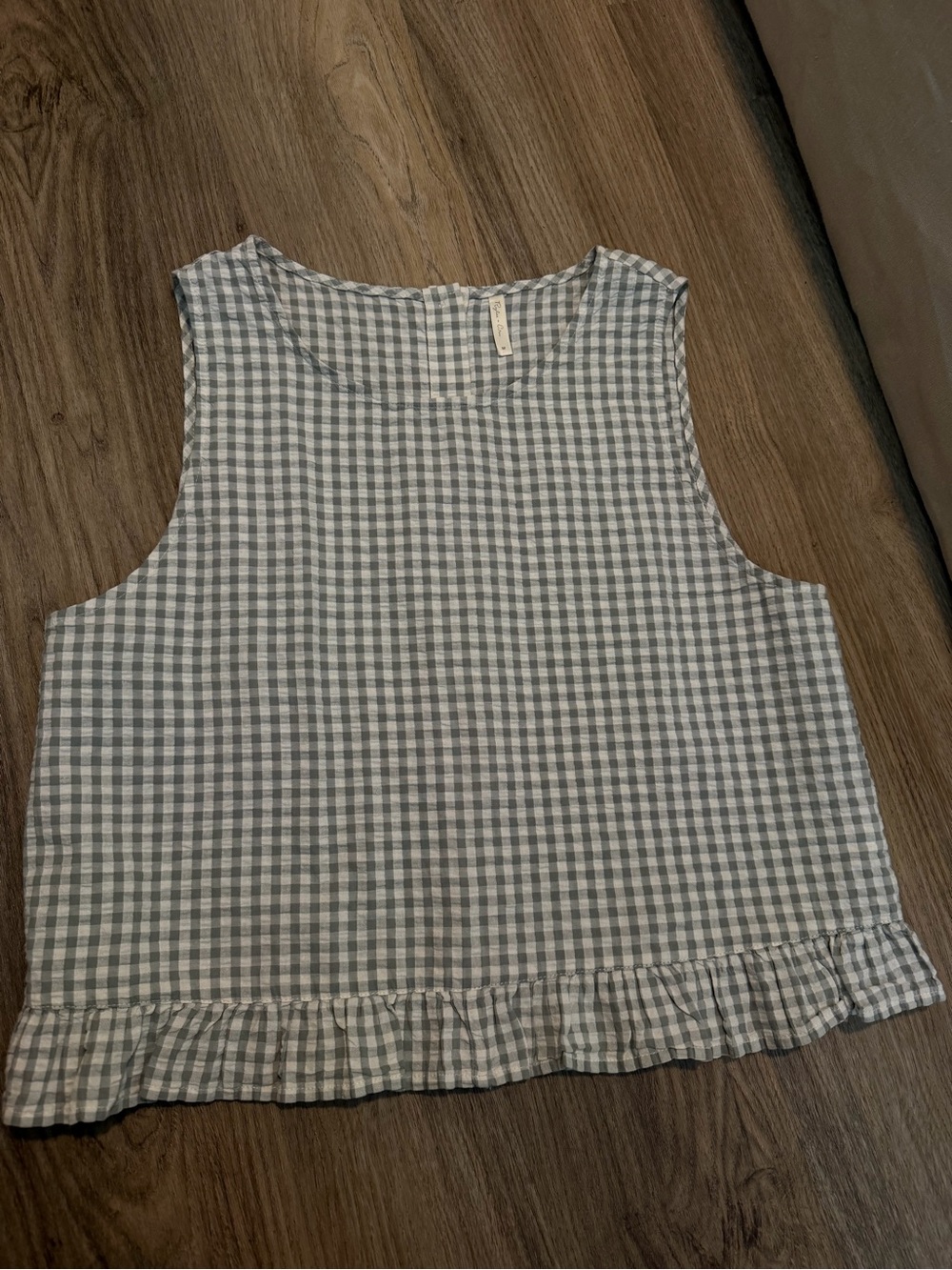 Rylee & cru Gingham Ruffle Hem Sleeveless Top - Green /White
